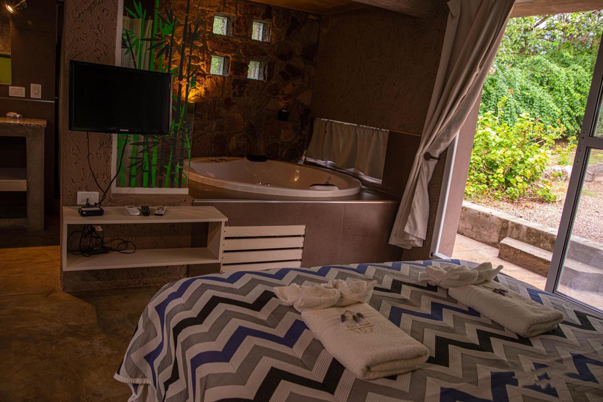 Pueblo Santo, Cabanas & Suites サン・ハビエル エクステリア 写真